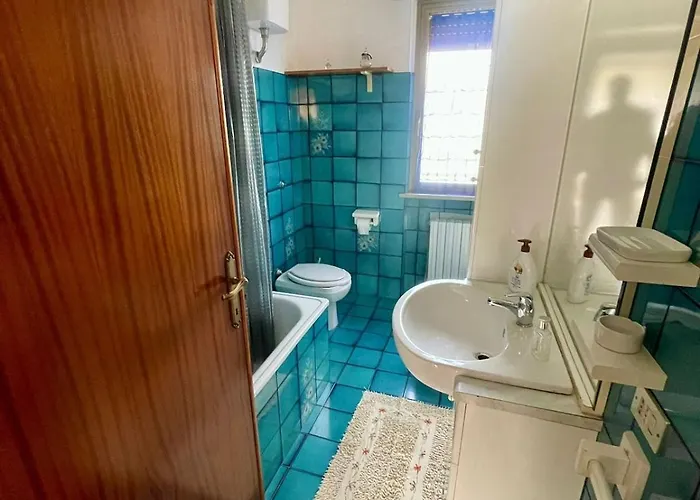 La Porta Del Gran Sasso בית נופש Montorio al Vomano